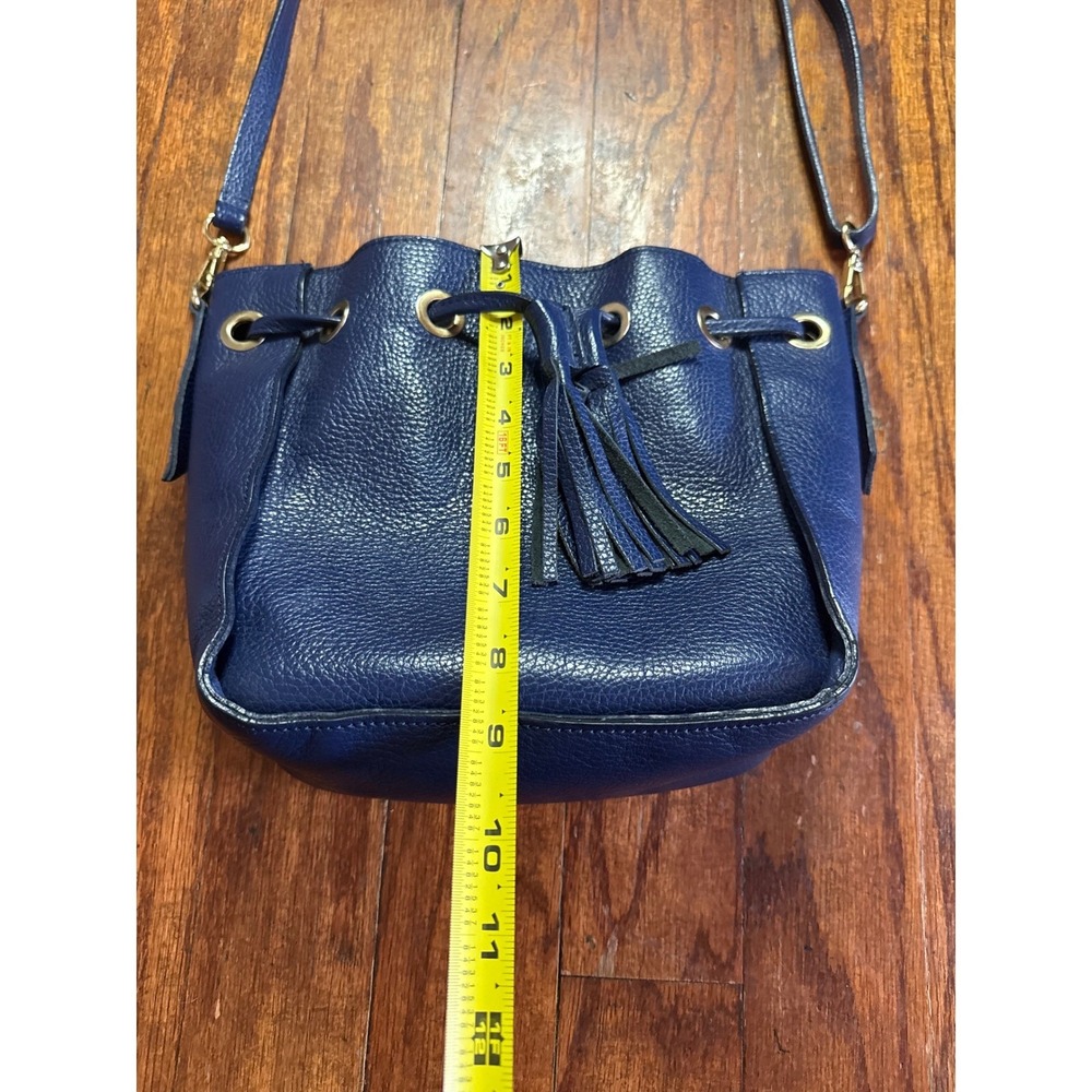 Carla Ferreri Italy Blue Pebbled Leather Tassel Drawstring Bucket Crossbody Bag - Picture 3 of 5